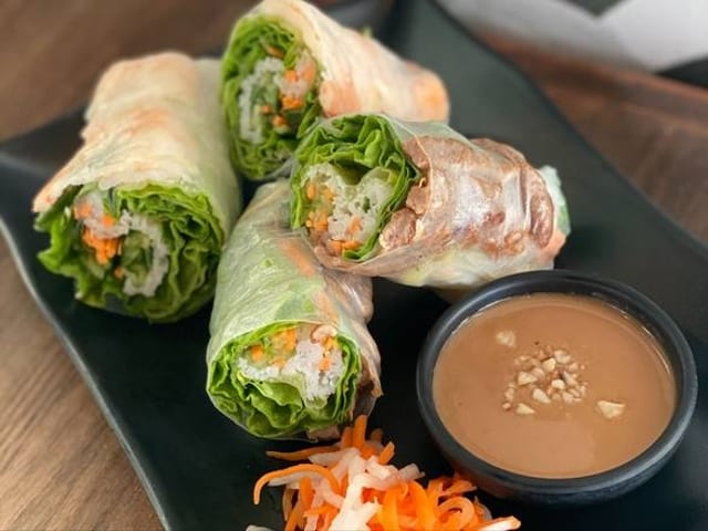Catering/Spring Rolls - Large.